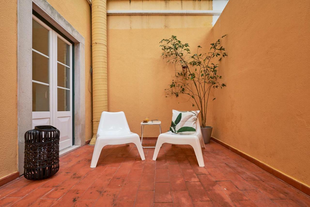 Styling Apartment In Historic Center Lisbon Exterior photo