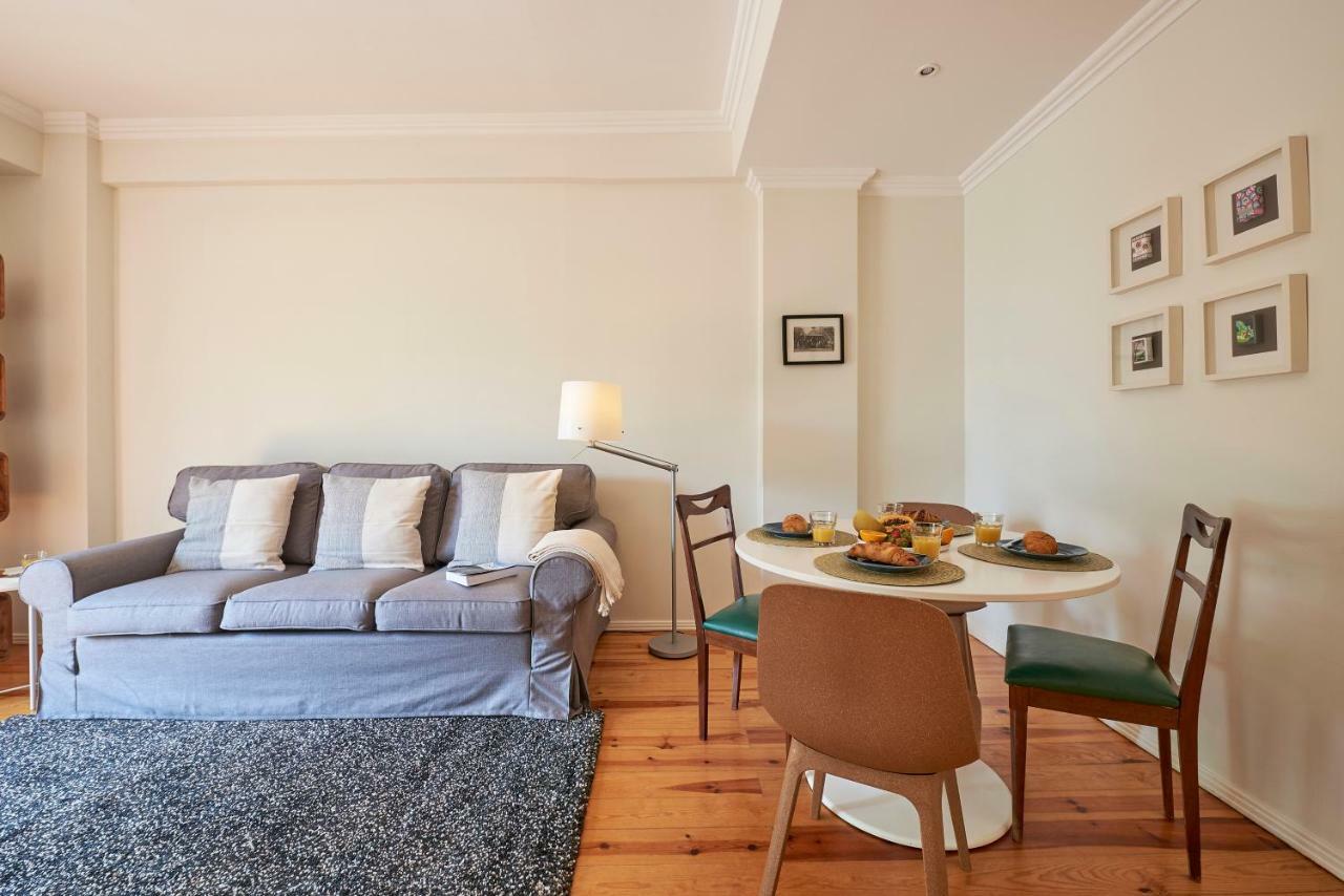 Styling Apartment In Historic Center Lisbon Exterior photo