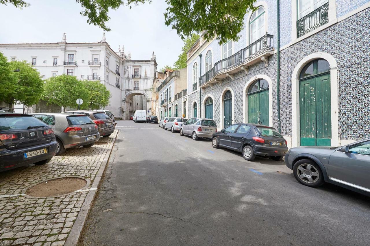 Styling Apartment In Historic Center Lisbon Exterior photo